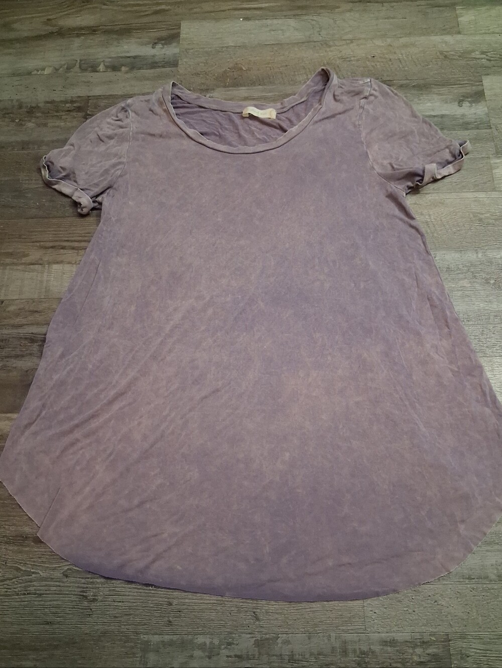 Altar'd State Short Sleeve Scoop Neck Shirt Women's Size Small Purple Flowy
